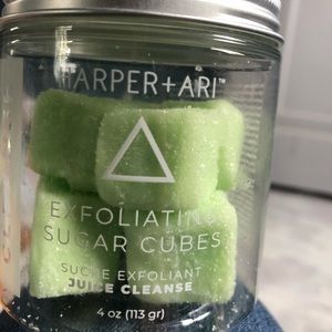 Harper + Ari Exfoliating Sugar Cubes